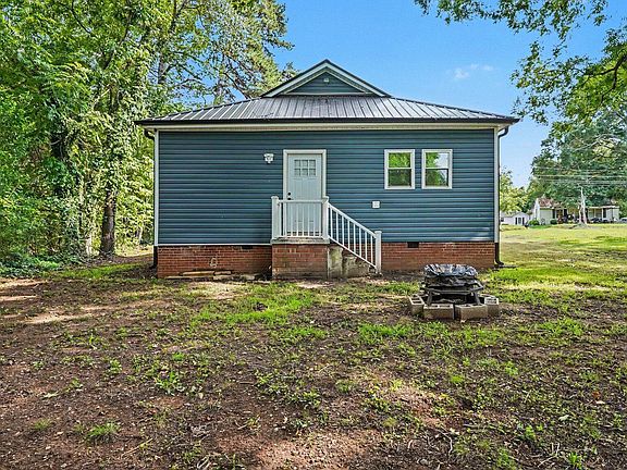 5th image of 600 Town Branch Rd