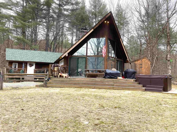 42 Pine Lane, Jamaica, VT 05343