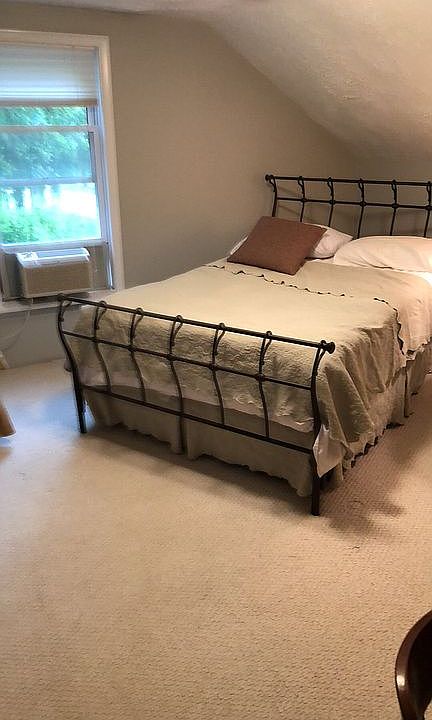 Upstairs bedroom