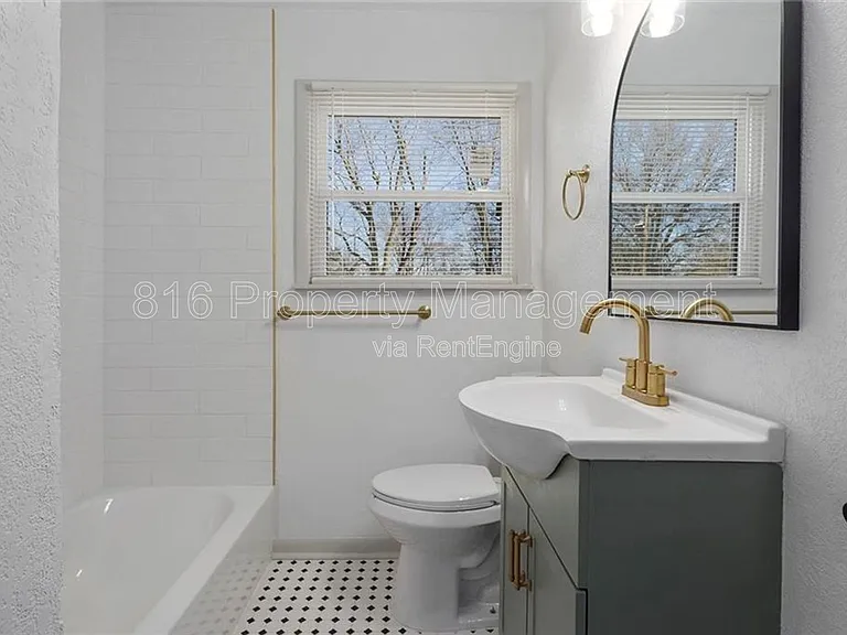 609 SE Florence Ave — Photo 13