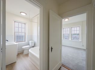 260 N Wycombe Ave APT 205, Lansdowne, PA 19050