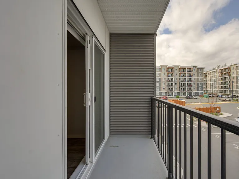 711 Treanor Ave — Photo 28
