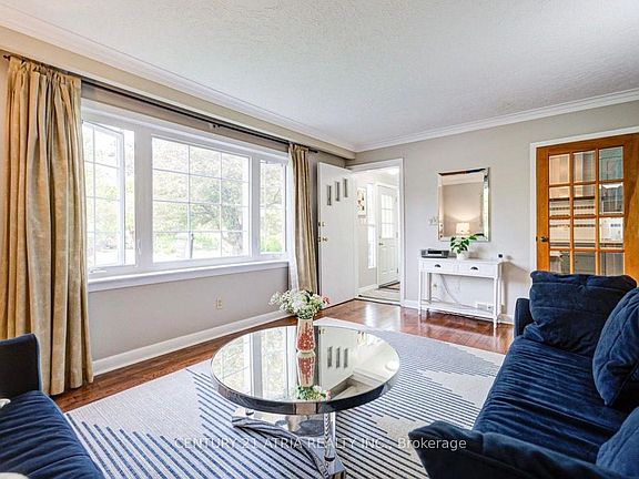 3rd image of 223 Willowdale Ave