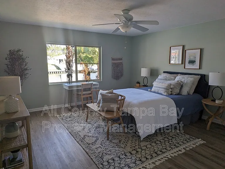 3931 Venetian Way — Photo 11