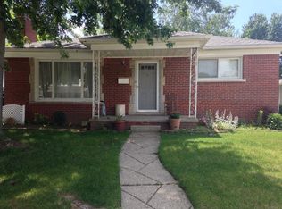 15580 Charles R Ave, Eastpointe, MI 48021