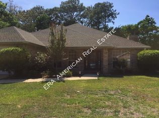 53 Hillcrest Dr, Shalimar, FL 32579