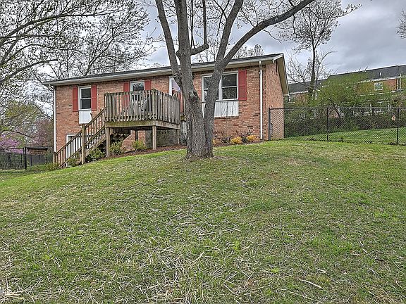 3rd image of 508 Sunnyvale Dr