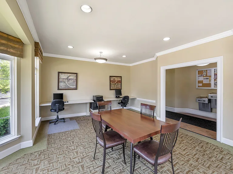 The Apartments at Wellington Trace — Photo 9