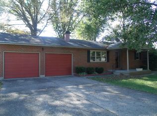 115 W Loma Vista Dr, Jeffersonville, IN 47130