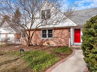 530 E Fairmount Ave, Whitefish Bay, WI 53217