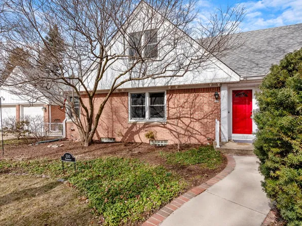 530 East Fairmount AVENUE, Whitefish Bay, WI 53217
