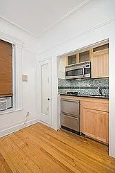 Rented by Barkoff Residential 