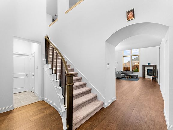 3rd image of 8916 Wild Meadow Rd