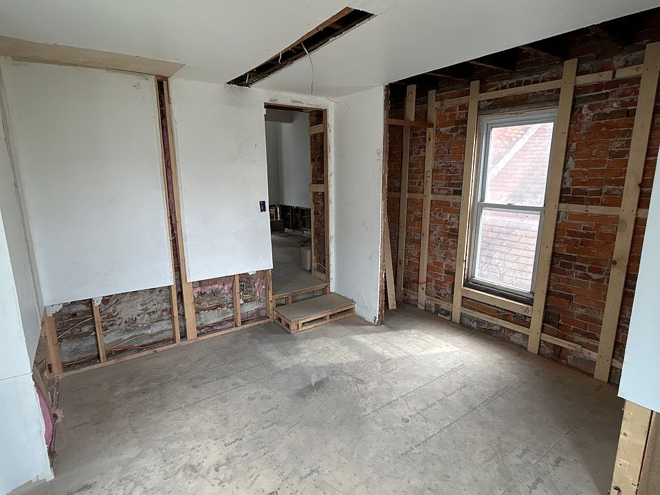 Building Photo 4