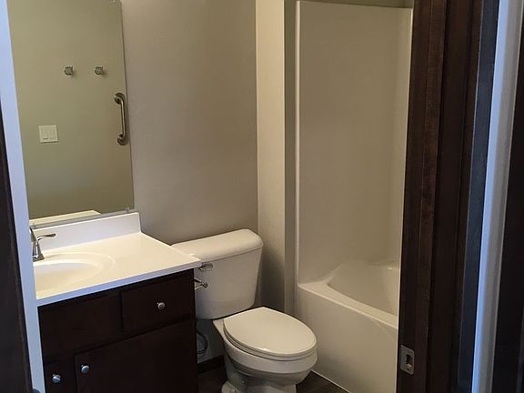 4th image of 150 S Fisk St #11