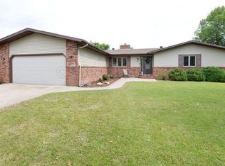 2412 18th St S, Moorhead, MN 56560