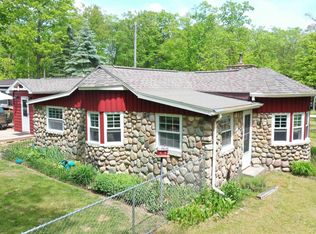 432 Island Lake Rd, Rose City, MI 48654
