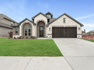 257 Resting Place Rd, Waxahachie, TX 75165