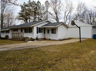 11469 Willard Rd, Montrose, MI 48457