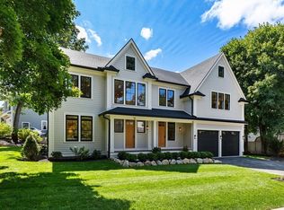 15 W Chardon Rd, Winchester, MA 01890
