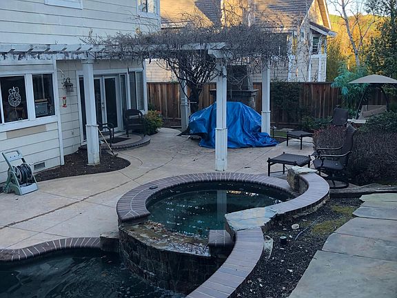 Pool, Spa and Veranda