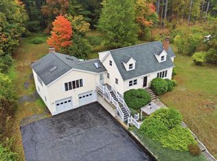 15 Regis Rd, Tewksbury, MA 01876