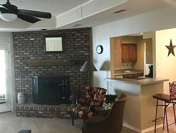 2nd image of 429 Edgemere Dr
