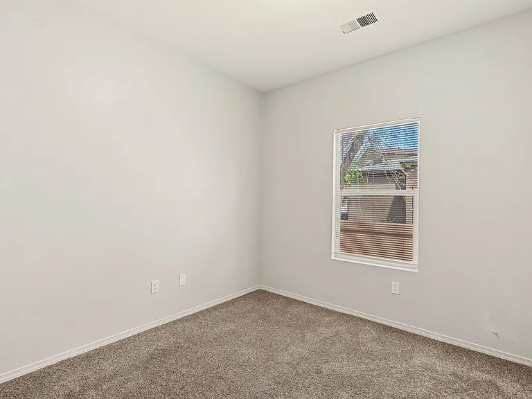 8416 Magenta Rd NW — Photo 25