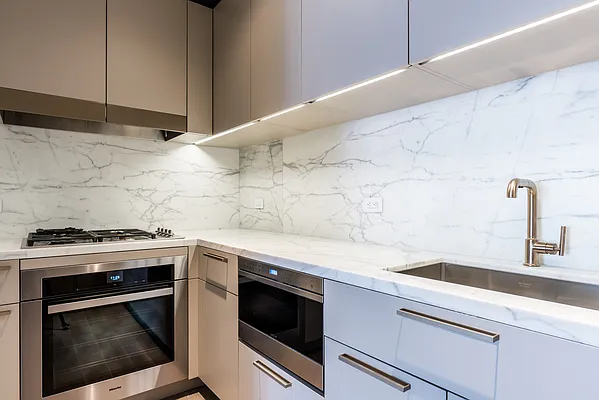 Rented by Kaplan & Kim Real Estate Inc | media 30