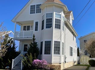 417 N Union Ave, Margate, NJ 08402