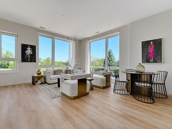 2nd image of 280-90 Stonington Dr #280-207
