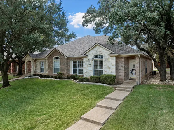 333 Old Mill Creek Dr, Woodway, TX 76712