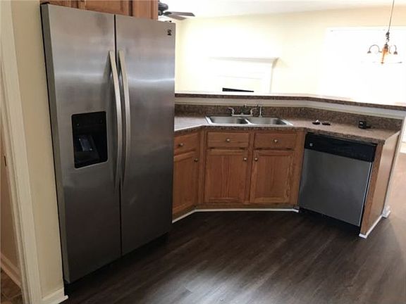 5th image of 6285 Rock Port Dr