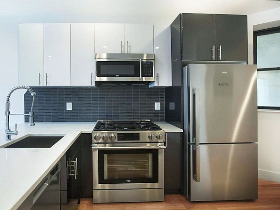 2nd image of 2053 Frederick Douglass Blvd APT 4D