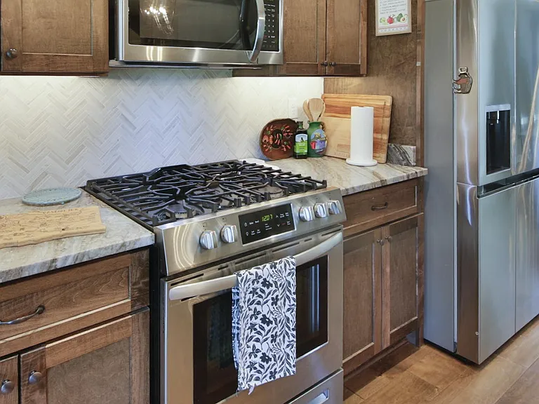 402 S Chinkapin Dr — Photo 6