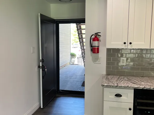 1415 Woodhollow Dr #1415, Marlton, NJ 08053
