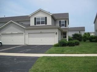 660 W Kristina Ln, Round Lake, IL 60073