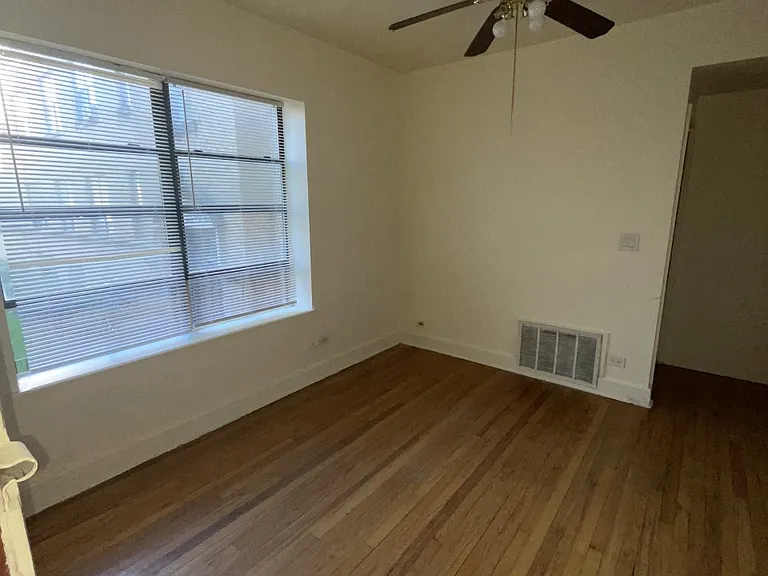 4926 N Kedzie Ave #1S — Photo 7