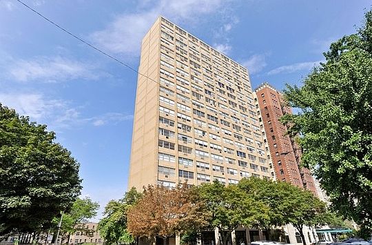 3rd image of 5530 S Shore Dr 11 #11B