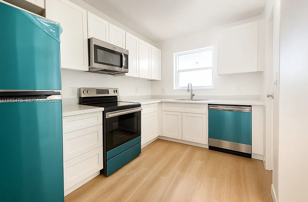 2 bed, 1298 sqft, $3,500 — Photo 1