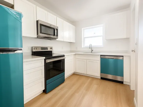 333 NW 17th Ct APT 203, Fort Lauderdale, FL 33311