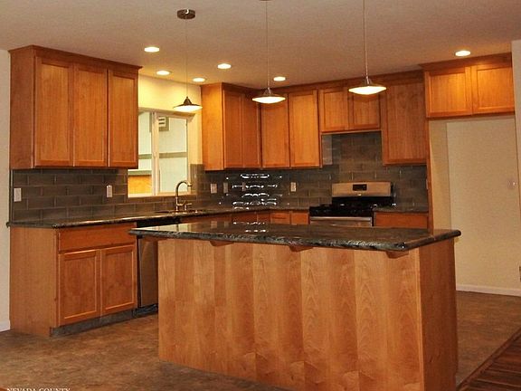 5th image of 17840 Silver Pine Dr