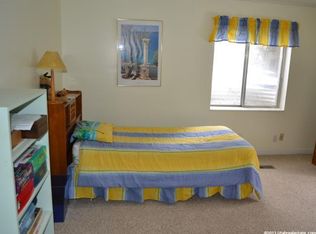 1697 E Hidden Valley Dr, Sandy, UT 84092