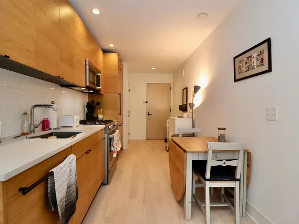 10 Provost Street image 2 of 19