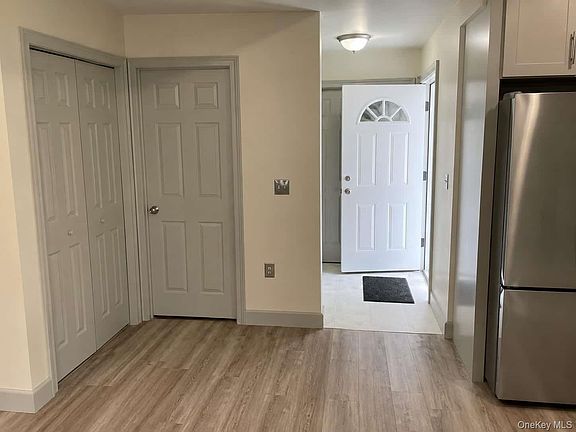 5th image of 28 Hamilton Avenue