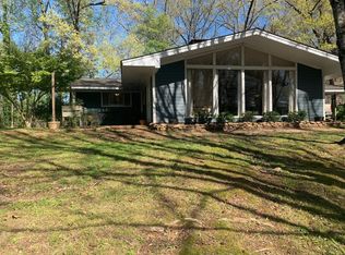 404 Pineridge Dr, New Albany, MS 38652