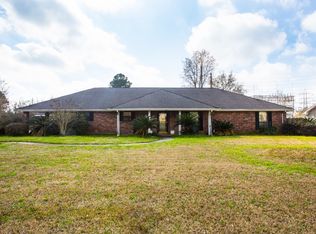 509 S Lake Ct, Lake Charles, LA 70605