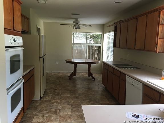 4th image of 8243 Galespoint