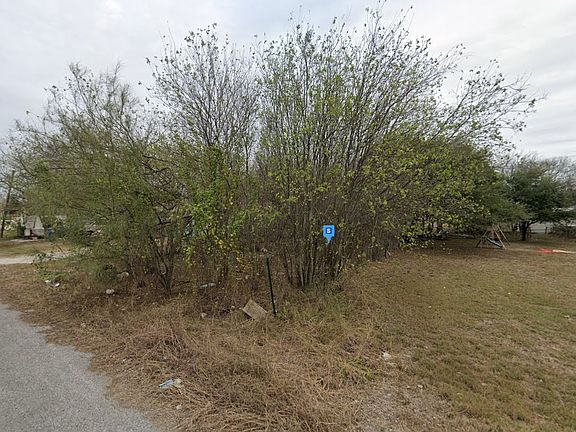 2nd image of 515 Brazil