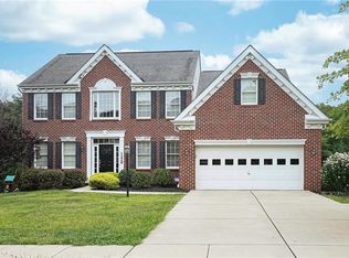 1229 Willowbrook Dr, Washington, PA 15301